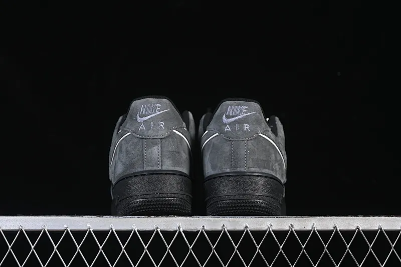 All categories Nk Air Force 1 Air Force series Nk Air Force 1 Low Air Force low-top Nike Air Force 1'07 Low gray and black suede Air Force 1 low-top casual sneakers ZH0316-133